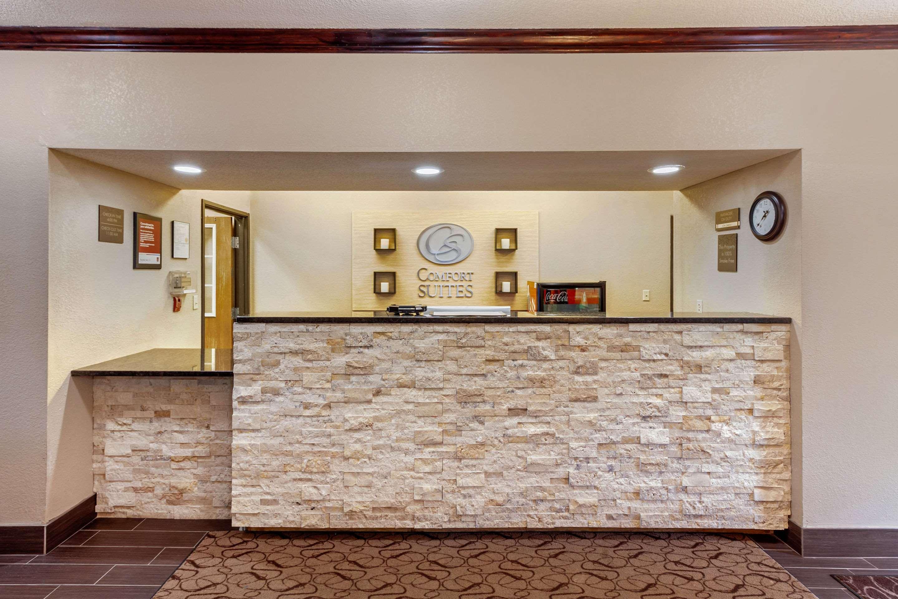 Comfort Suites Omaha East-Council Bluffs Exterior photo